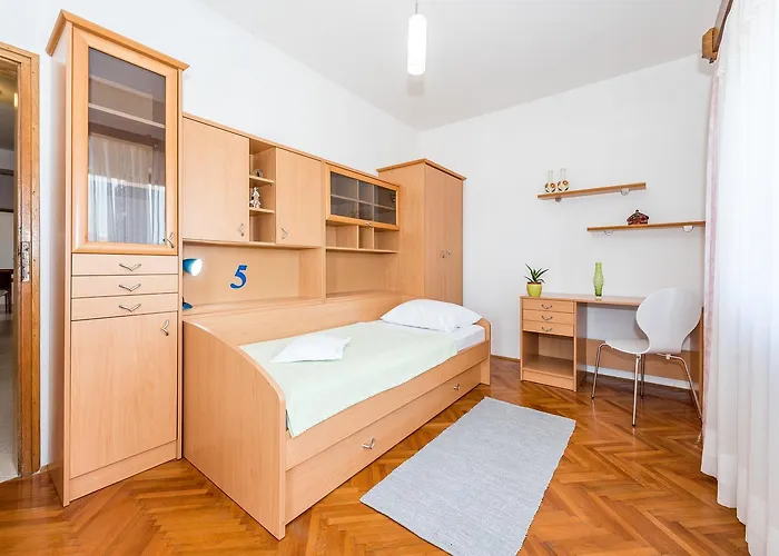 Apartment Promona
